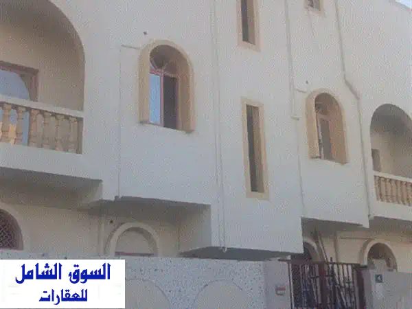 مبنى استثماري فاخر للإيجار في النعيمية 1 عجمان | 10 شقق بصيانة شاملة ودفعات ميسرة