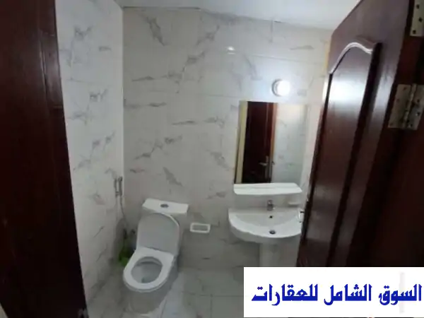 شقة للإيجار الشهري في الوكرة | 2 غرفة نوم فاخرة 100م² | تشطيب لوكس | 3800 ر.ق