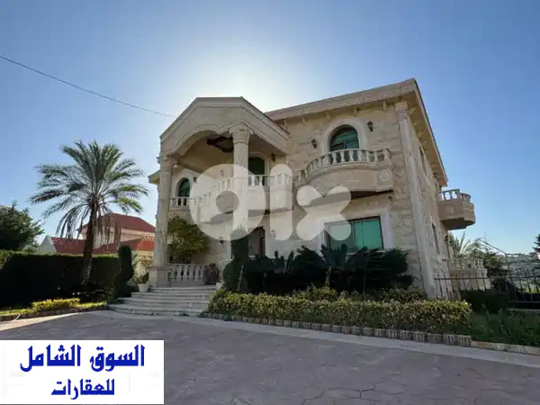 حلمك يتحقق: فيلا فخمة بتصميم فريد للبيع في...