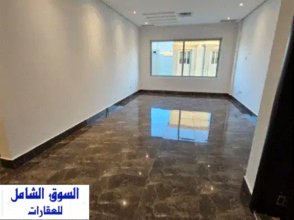 للإيجار شقة أرضية في سلوى تشطيب سوبر ديلوكس، 3 غرف...
