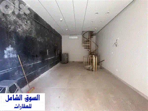 فرصة ذهبية: محل تجاري فاخر للإيجار 91م² بقلب داون تاون بيروت - موقع استراتيجي لا يُضاهى!