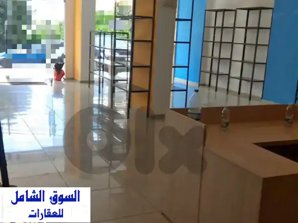 فرصة ذهبية! محل تجاري فسيح 180م للايجار في حارة صخر...