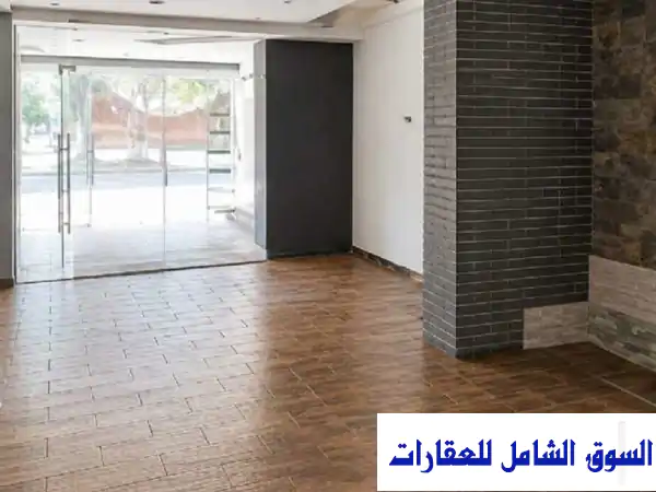 محل 300 م للإيجار بالقرب من ش مصدق يصلح مطعم او كافي في الدقي الجيزة