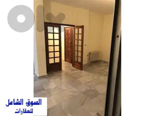 شقة فاخرة للإيجار في سن الفيل، بيروت - 220م2 مع 3 غرف نوم وموقفين | A-4412