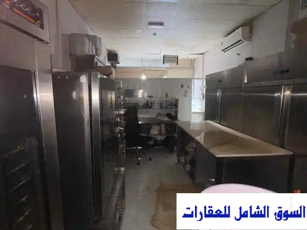 فرصة استثمارية ذهبية: مخبز وحلويات مجهز بالكامل للبيع في النعيمية عجمان | مشروع مربح بدخل يومي واعد