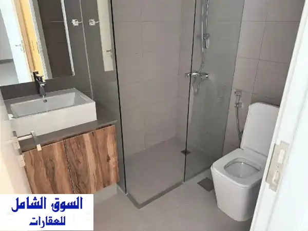 امتلك الآن: شقة فاخرة للبيع بالممشى الشارقة | غرفة وصالة | بناية RB1 | إطلالة ساحرة | تقسيط أو كاش