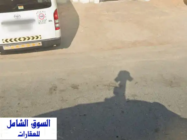 فرصة استثمارية ذهبية بالشارقة: بيت شعبي للبيع في الغبيبة | أرض بتصريح تجاري 7988 قدم