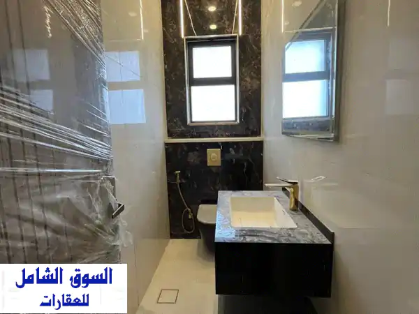 تملك روف دوبلكس الأحلام بحي الصحابة | تشطيب فندقي فائق | مساحات 170-210م | بدون عمولة!