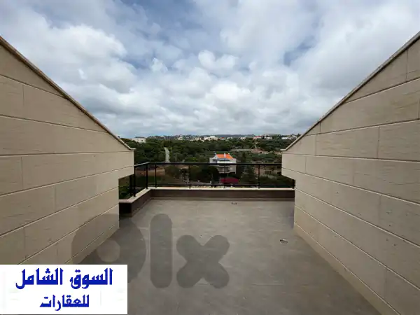 شقة دوبلكس فاخرة للإيجار في جدايل – إطلالة...