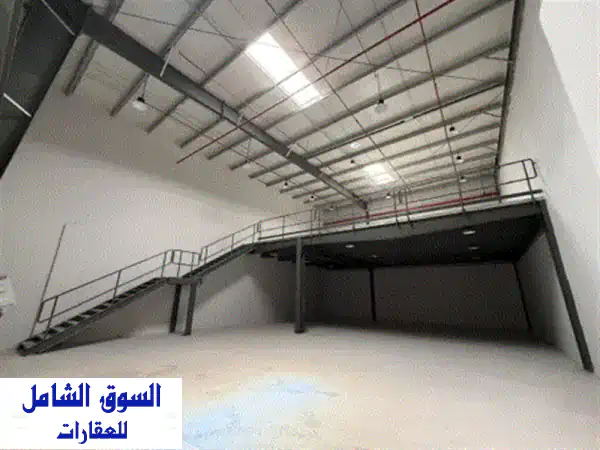 مستودع جديد ومتميز للإيجار في الصجعة...