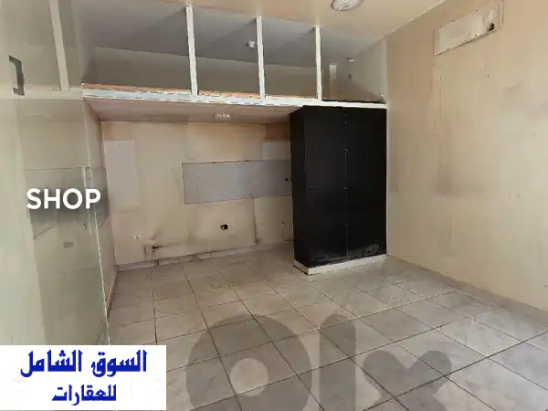 Shop for rent in Achrafieh EA351 محل تجاري للإيجار  في الأشرفية...