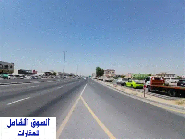مبنى تجاري للإيجار السنوي، المويهات، 3 باركينج متوفر، استلام مجهز بكامل التجهيزات، مساحة 60 ألف ...