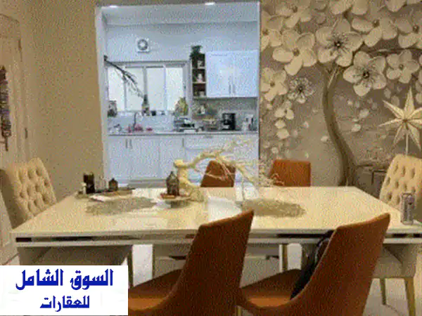 شقة للبيع في سند. العمارة مكونة من 4 طوابق، كل...