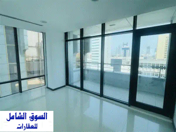 مساحة مكتبية فاخرة للإيجار ببرج EBC | المنطقة الدبلوماسية | موقع استراتيجي لعملك