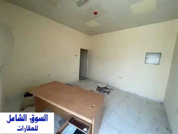 فرصة ذهبية بالصجعة: حوطة صناعية مجهزة 7000 قدم للإيجار...