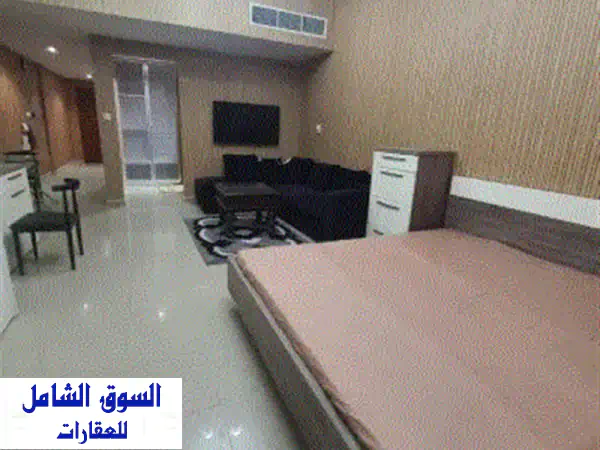 استوديو اطلالة على خور عجمان بلكونه موقف سيارة...
