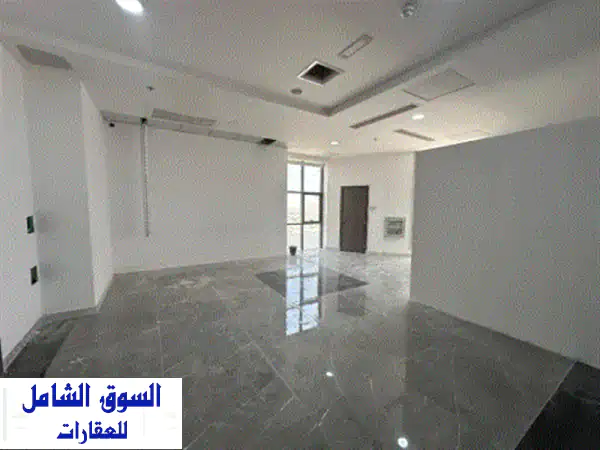للإيجار السنوي مكتب أو مقر شركة كبير جدا في عجمان  الراشدية، بمساحة 5000 قدم مربع وطابق كامل مع ...