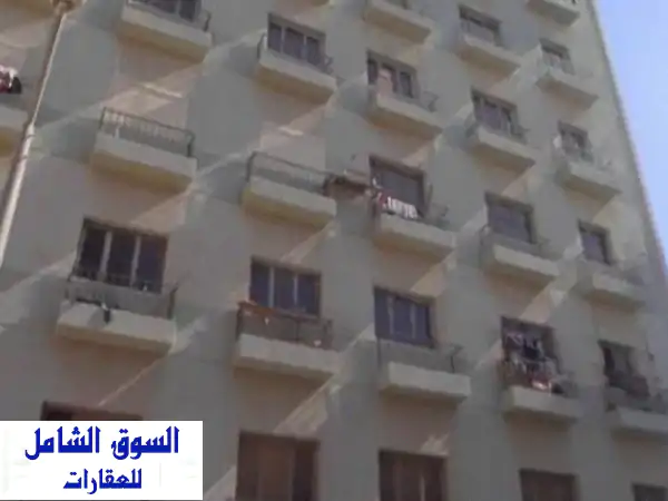 للبيع عمارة في الفروانية بمساحة 780 متر مربع، تتكون من...