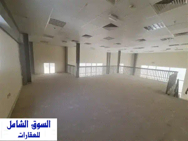 شبرة أو معرض في الصناعية 12 مع ميزان مساحة 3500 قدم كهرباء 30kw تكييف مركزي