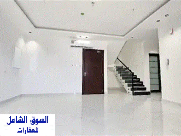 البحرين  الحد / للبيع شقة طابقين (دوبلكس)...