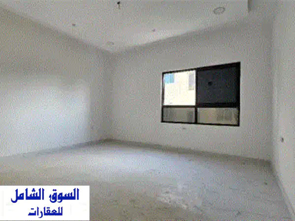 البحرين  الحد / للبيع منزل جديد. طابقين ونصف. يتكون من مجلس عربي مستقل. صالتين. 6 غرف نوم ماستر. 3 ...