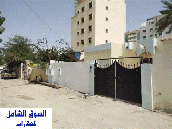 بيت في النخيل مساحة 2000 قدم مكون من 3 غرف وحمامين...