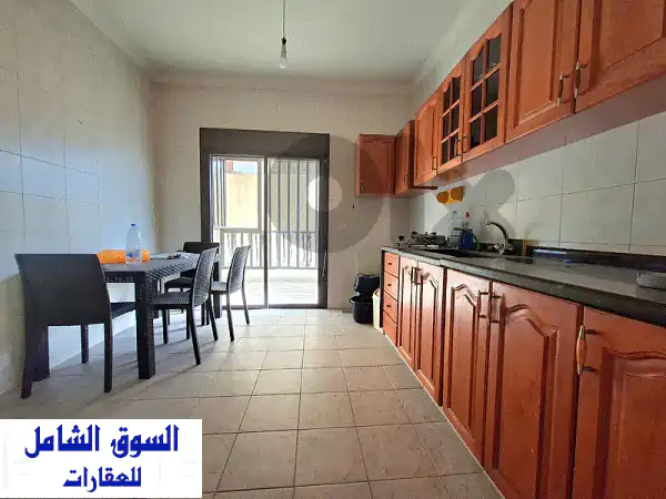 شقة فاخرة للإيجار في أدما: 160م² + تراس 75م² | 3 غرف نوم | قرب الأوتوستراد | 650$ شهرياً #HS57747