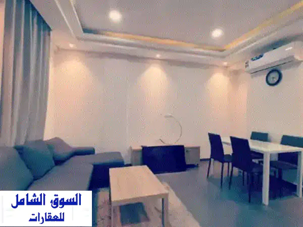 للإيجار، شقة فاخرة مؤثثة بالكامل في منطقة...