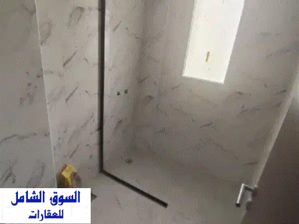 القليعة: شقة غرفة وصالة للإيجار (أول ساكن) | 35 ألف درهم على 6 دفعات مرنة