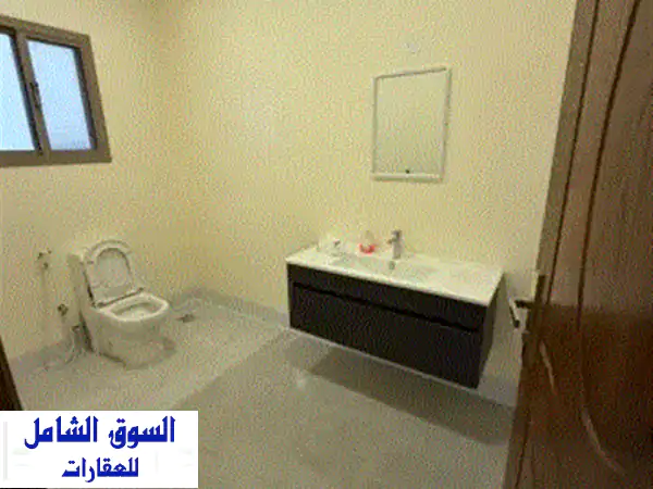 للإيجار فيلا في جري الشيخ تتكون من 3 غرف نوم،...