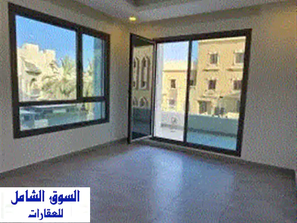 شقة للإيجار في غرب مشرف، تشطيب سوبر ديلوكس، تحتوي على...
