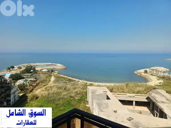 شاليه للبيع في الزوق - 48م بإطلالة بحيرة ساحرة ومرافق فاخرة | Raywhite
