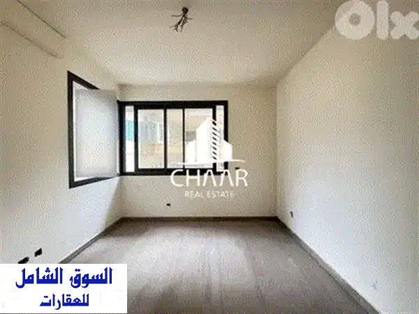 فرصة ذهبية: شقة جديدة ومميزة للبيع في بليس، الحمرا - قلب بيروت النابض | #R1904