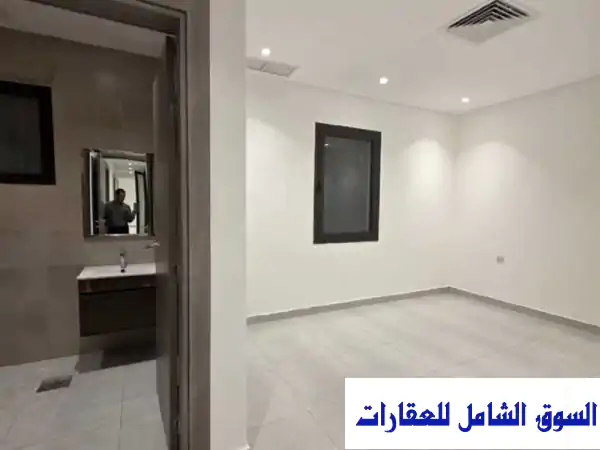 للإيجار بالصديق شقة 3 غرفة ماستر في الصديق حولي