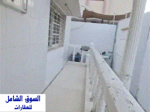 فرصة لا تكرر! بيت عربي فسيح للإيجار في القادسية 5 غرف وحديقة للعائلات الكبيرة
