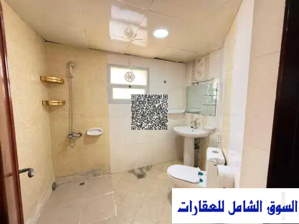فيلا 5 غرف واسعة للإيجار في الرقايب عجمان | وفر بفاتورة الكهرباء | موقع عائلي وقرب الخدمات