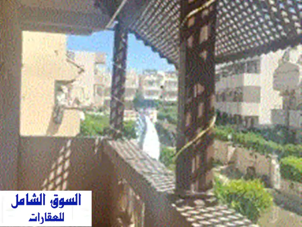 فرصة ذهبية! شاليه علوي مميز للبيع بقرية مصر...