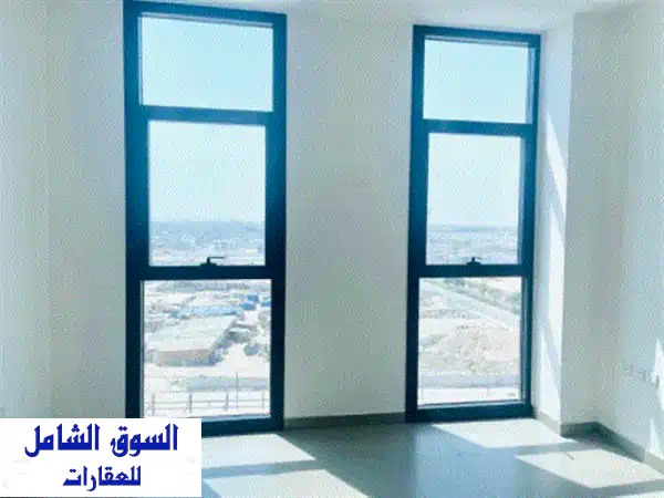 استوديو للبيع بالممشى الشارقة: عائد استثماري استثنائي، تمليك حر، وموقع استراتيجي