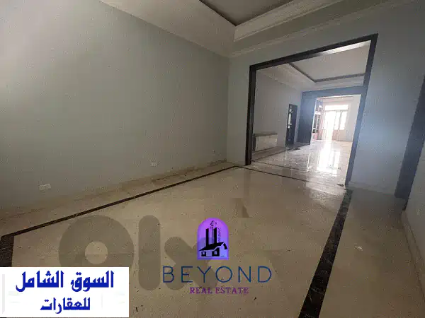 فرصة استثنائية! شقة 220م² هادئة وفخمة للإيجار في شارع بلس، بيروت - دقائق من AUB والمنارة