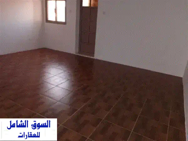 شقة مميزة للإيجار بالمحرق: غرفتا نوم، موقع استراتيجي قرب نيو ماس وشبرا بـ150 د.ب!