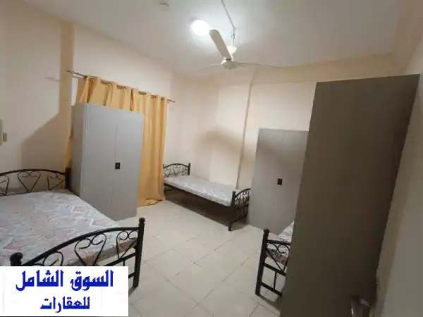 المجاز 1 الشارقة: سكن شباب عربي مريح | انترنت...