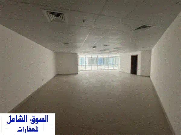 مكتب مقسم للإيجار السنوي في المجاز 1 الشارقة |...