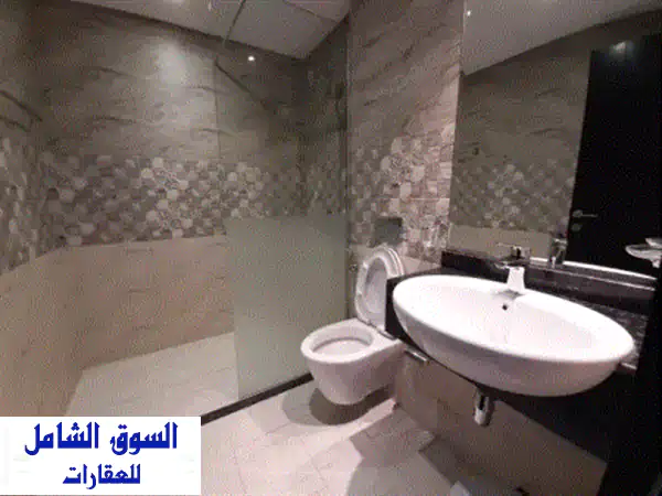 شقة فاخرة مفروشة بالكامل للإيجار بالمنامة | 350 د.ب شامل | قرب أبراج اللولو والمجمعات