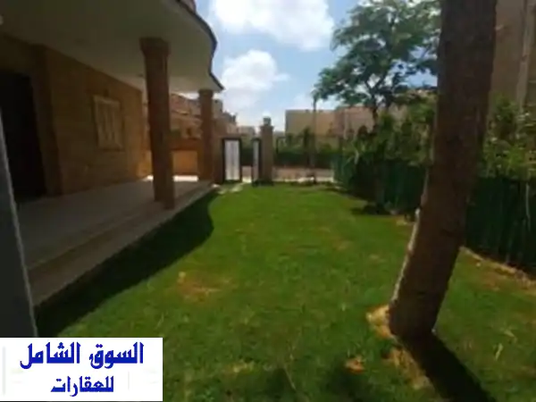 ملاذك الصيفي ينتظرك: شاليه أرضي فاخر 250م بحديقة...