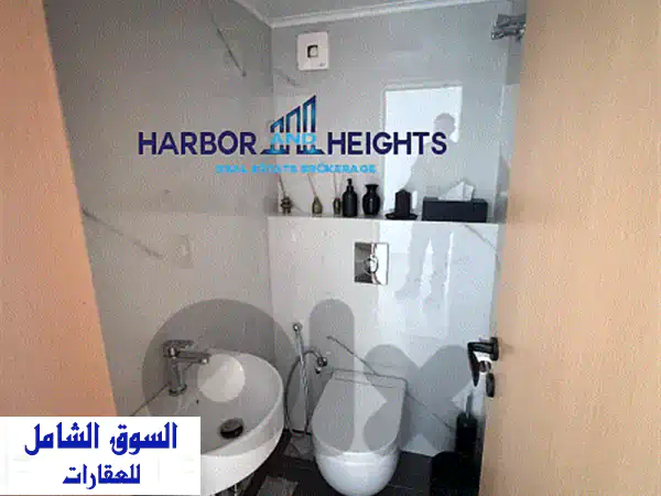 شقة فاخرة للبيع في الحمرا، بيروت - 220 م² بتصميم عصري وموقع استراتيجي