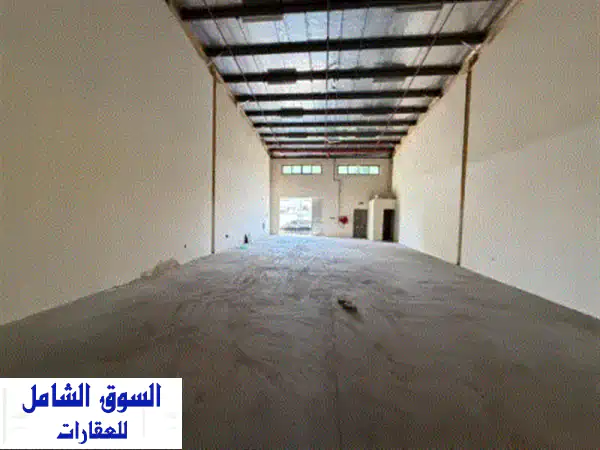 مستودع للإيجار السنوي في الصناعية 10 في الشارقة،...