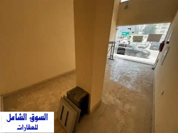 محل تجاري بموقع استراتيجي في الراشدية 3  عجمان،...