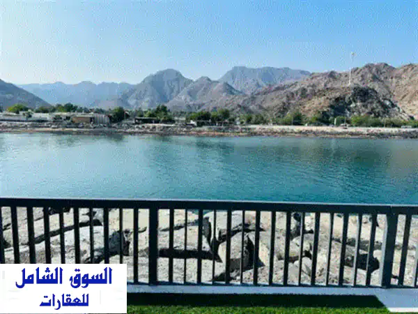 شاليه فاخر للبيع في مرسى الفجيرة (جاهز ومفروش)، 3...