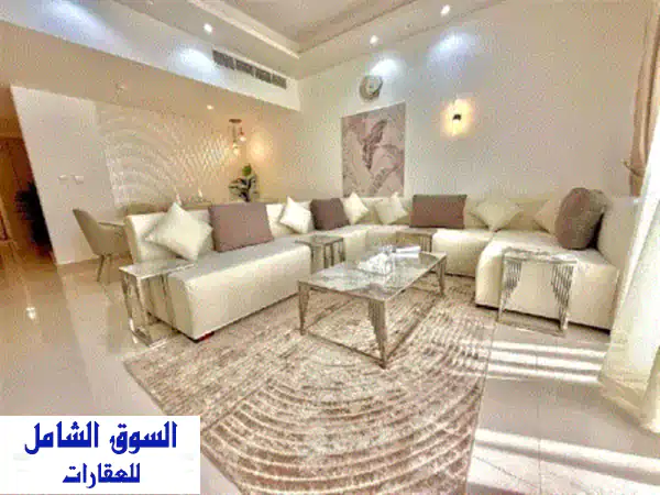 متوفر فيلا شاليه في دبا الفجيرة في شرم بين البحر مباشر والخلف الجبال مكونة من 5 غرف والأثاث موجود ...