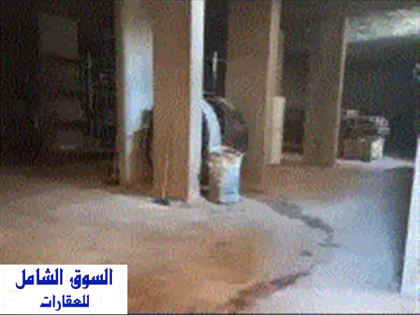 فرصة استثمارية ذهبية: مستودع فاخر 565م وارتفاع 5م...